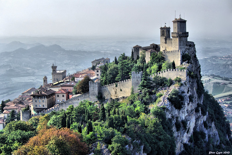 Consejos e información del castillo de San Marino para visitar las tres torres de San Marino